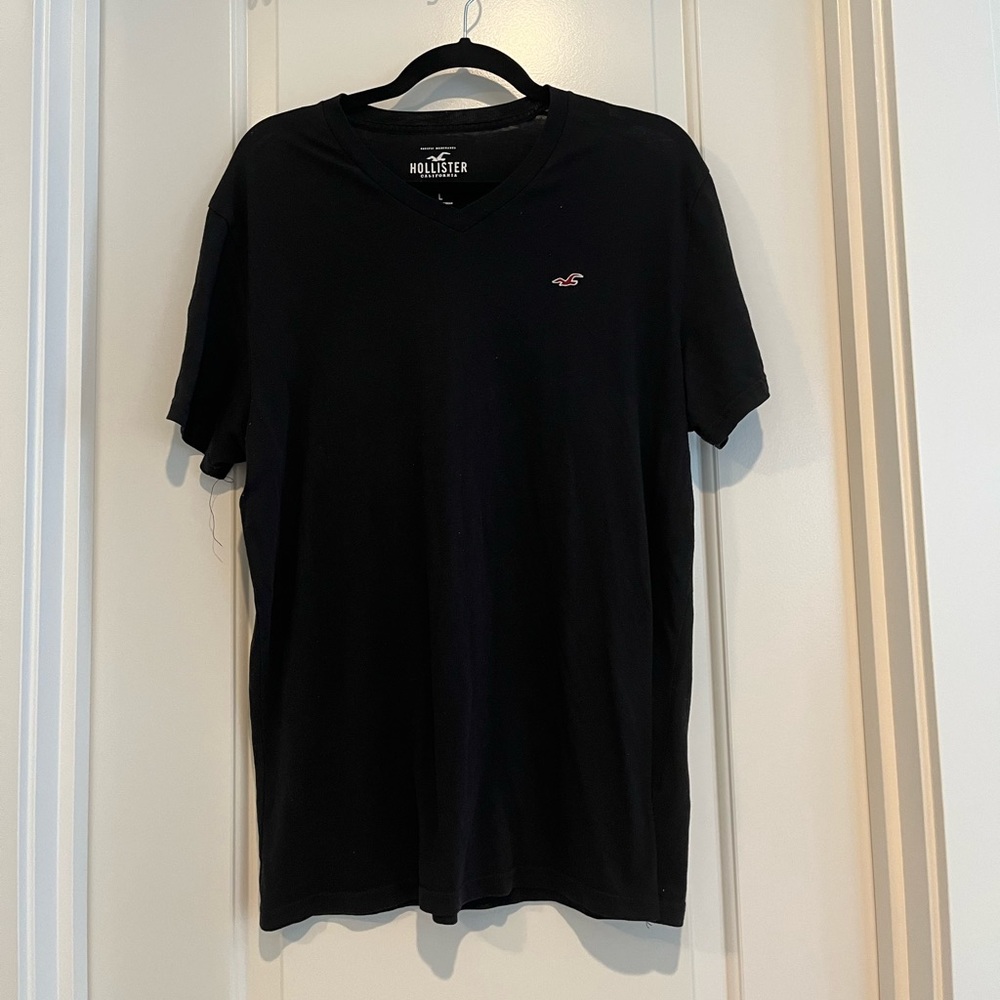 Hollister V-Neck Tee